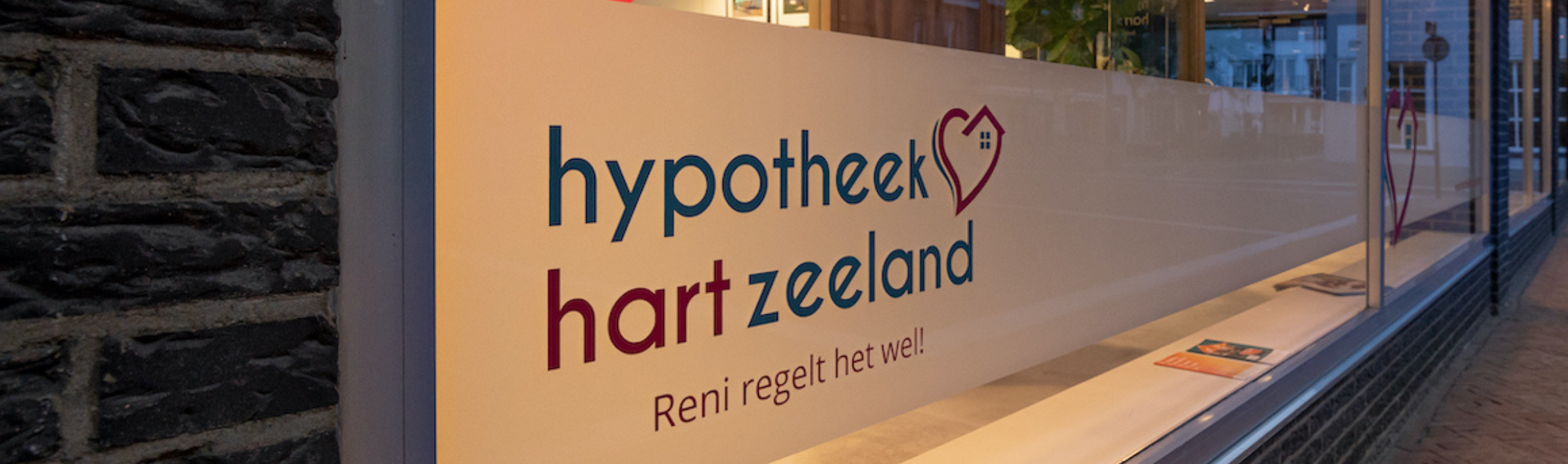 Kantoor, gevel HypotheekHart Zeeland in Hulst Kantoor, gevel HypotheekHart Zeeland in Hulst